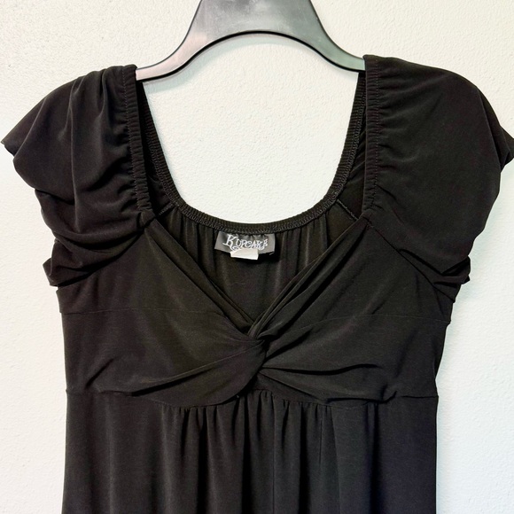 Kupcake Black Dress with Ruched Sleeves - Picture 3 of 7